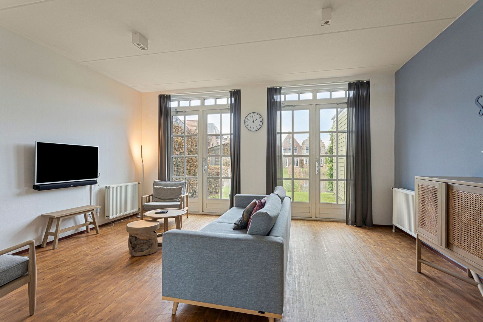 Suderskâns 24 414, Eanjum foto-2