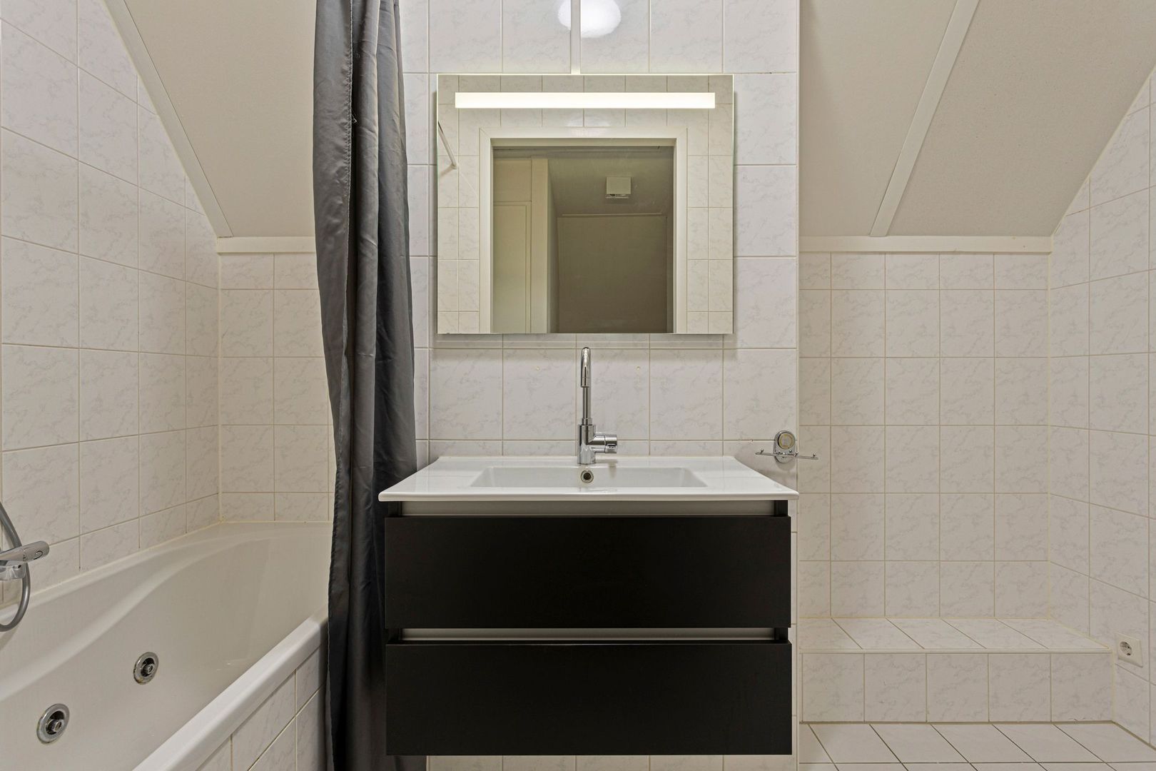 Suderskâns 24 414, Eanjum foto-14