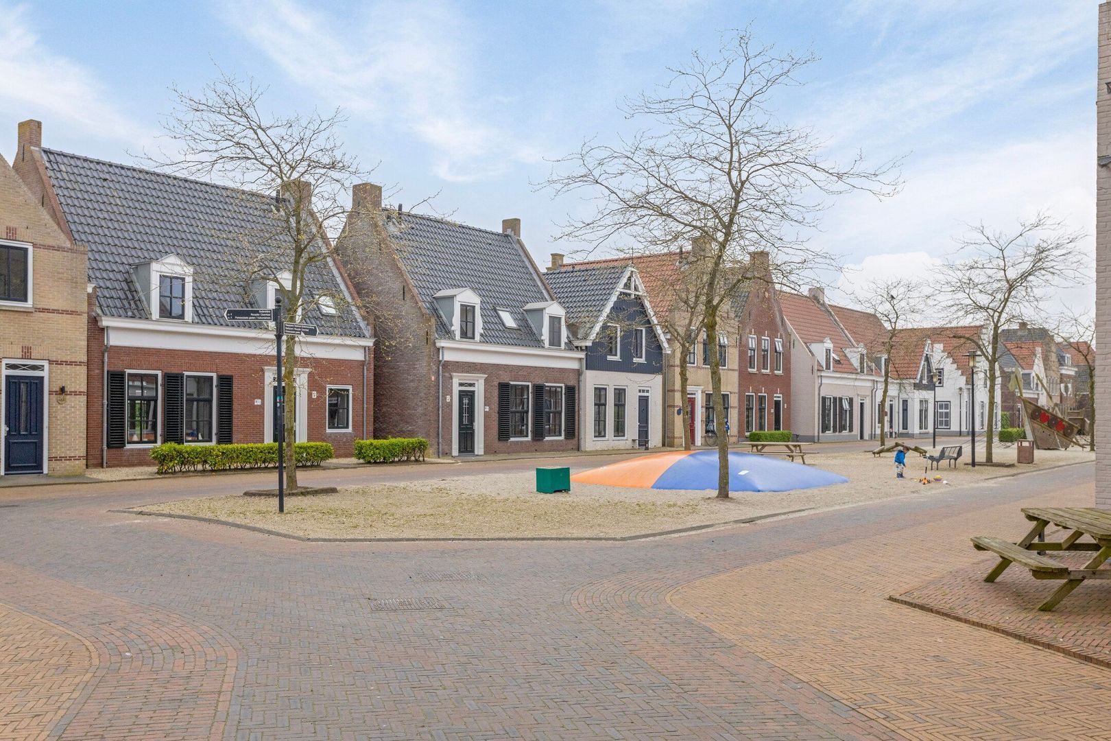 Suderskâns 24 414, Eanjum foto-19