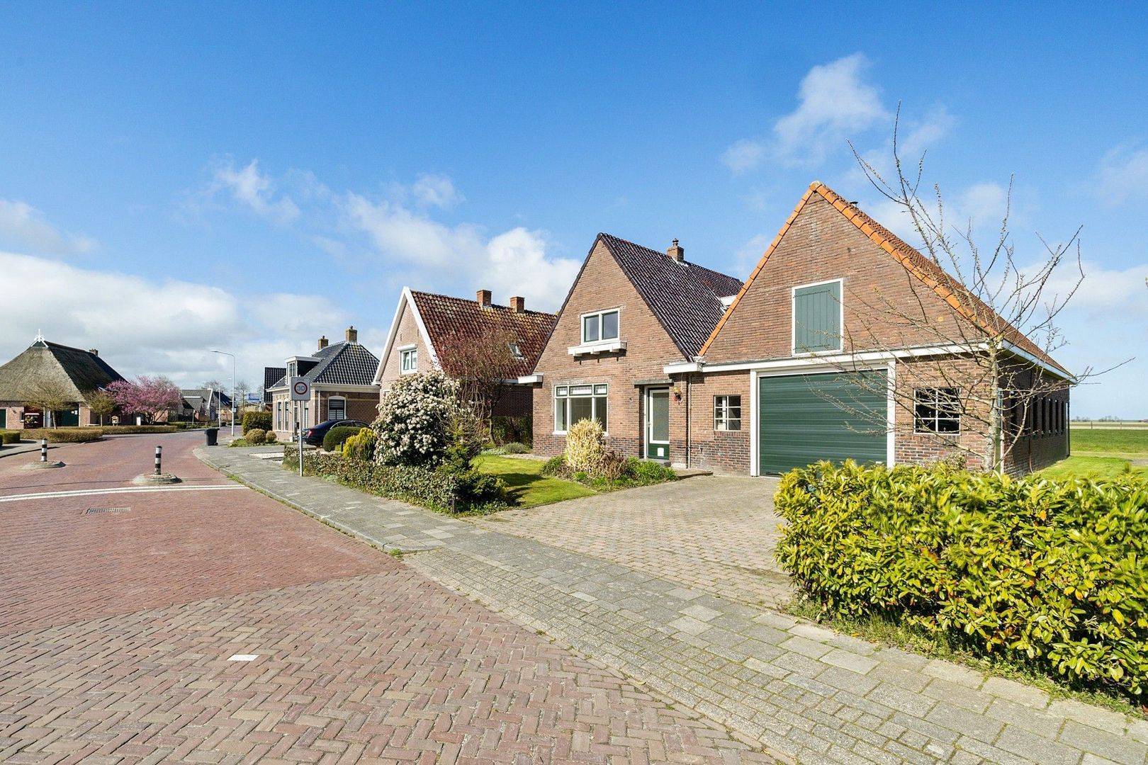 Ald Tún 8, Easternijtsjerk foto-3