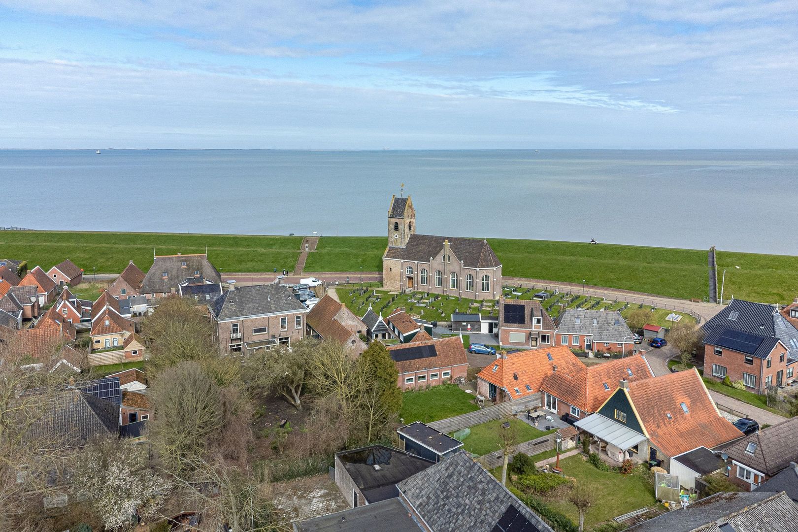 Tsjerkeplein 2, Wierum foto-2