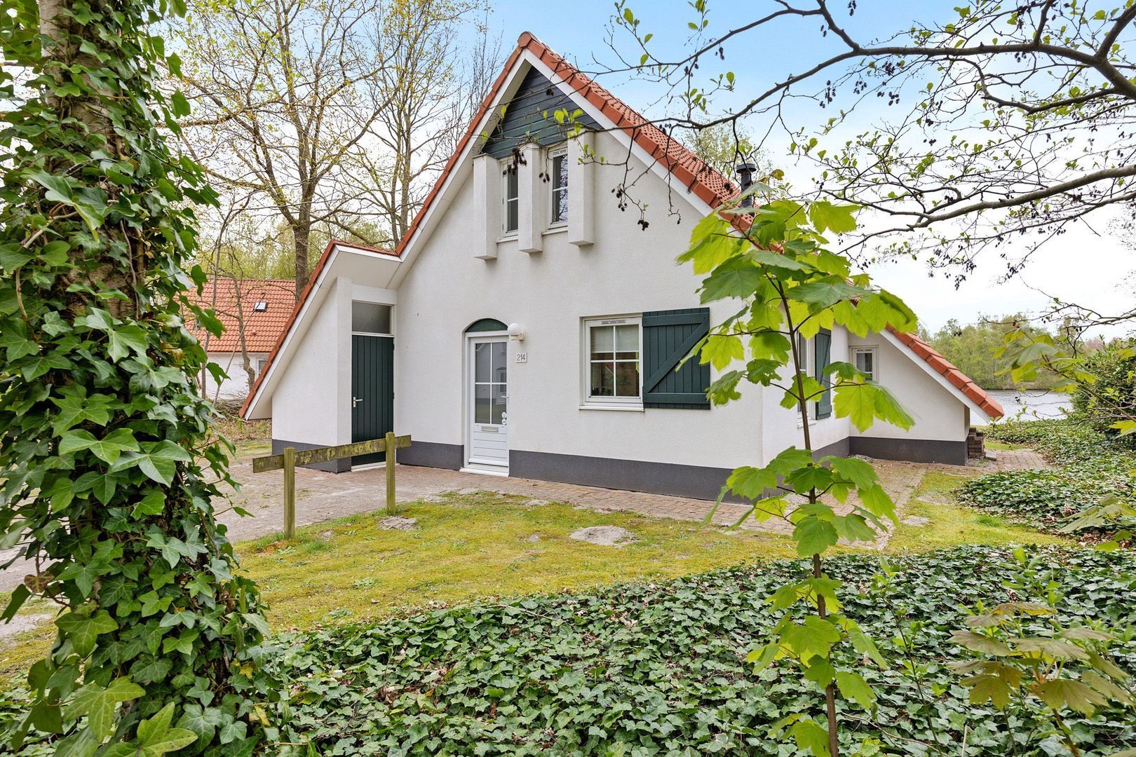 De Rug 3 214, Lauwersoog foto-5