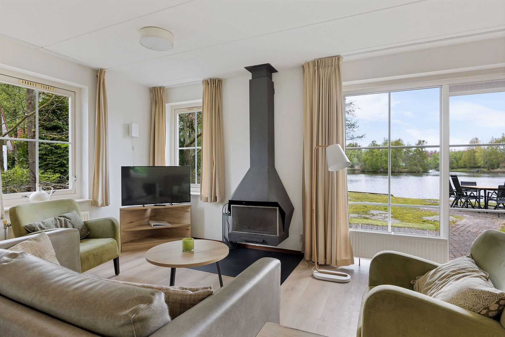 De Rug 3 214, Lauwersoog foto-10