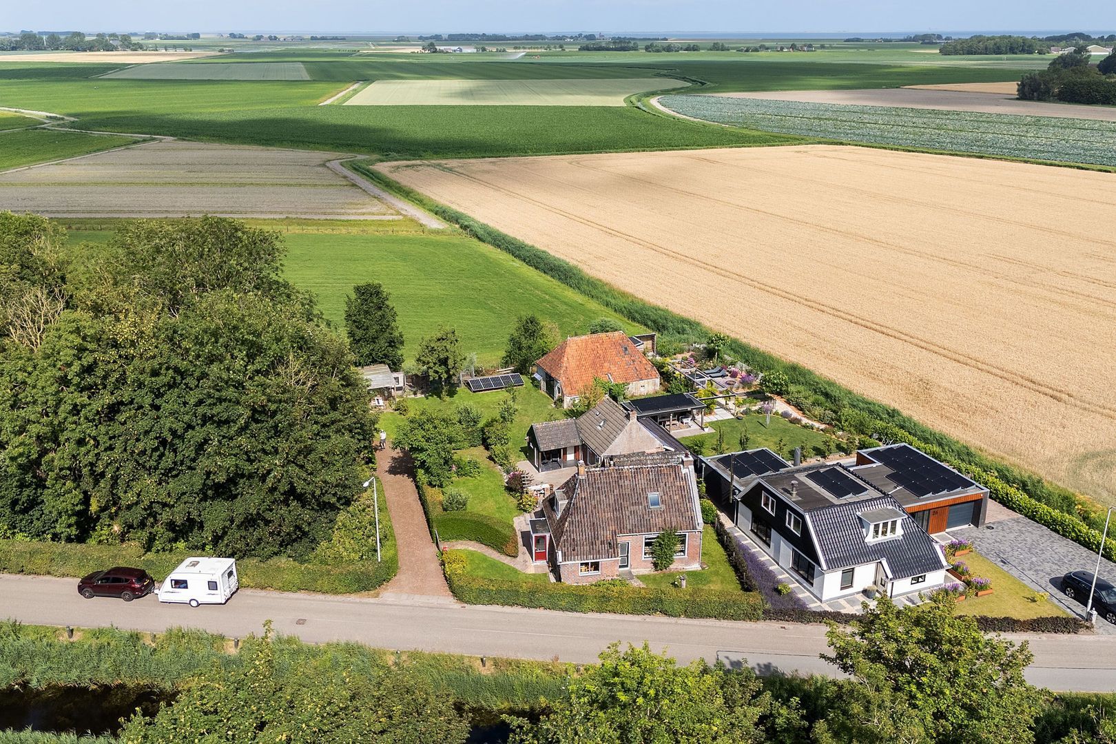 Ald Tún 18, Easternijtsjerk foto-2