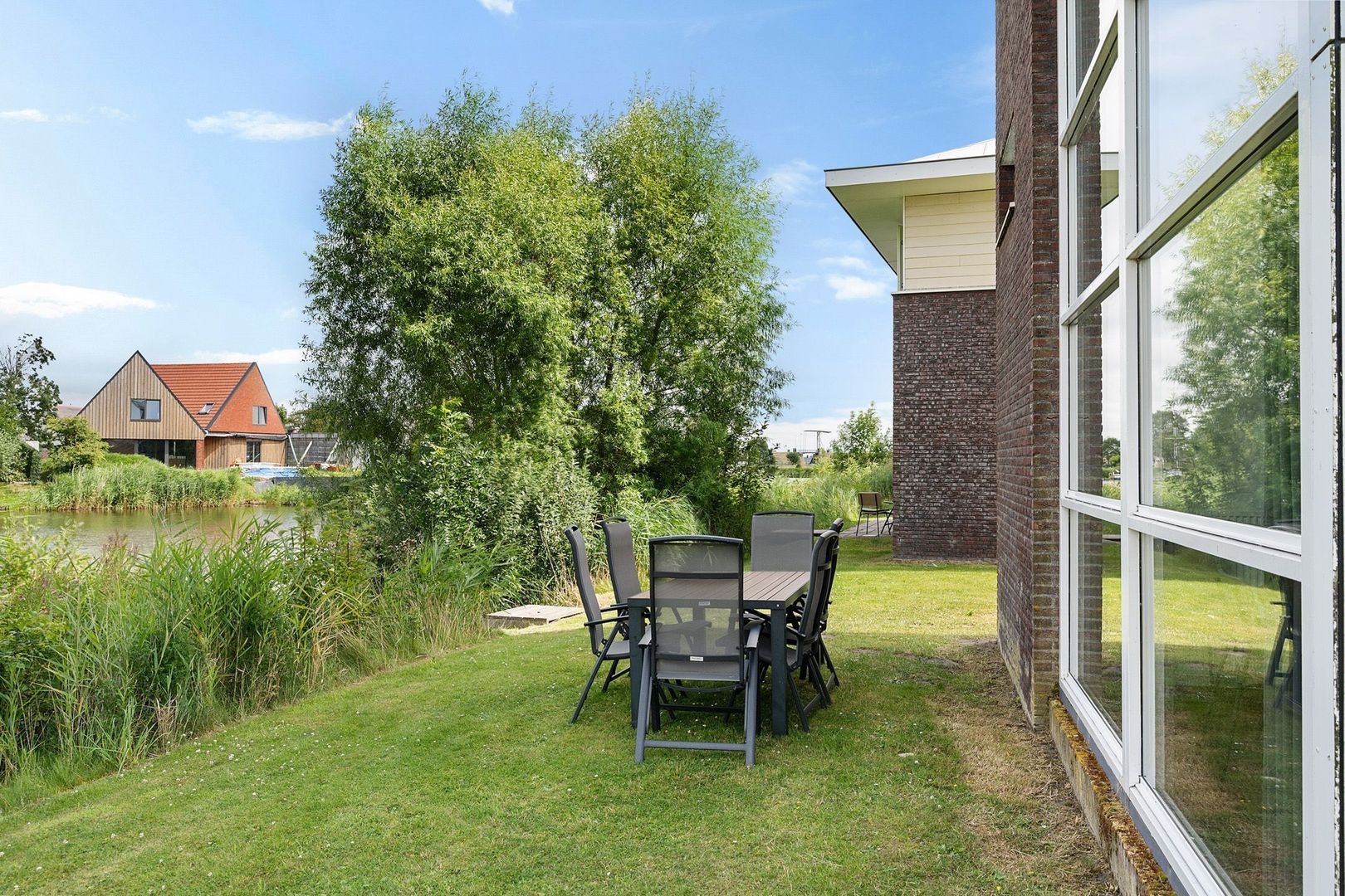 Geuzehoeke 43 643, Eanjum foto-30