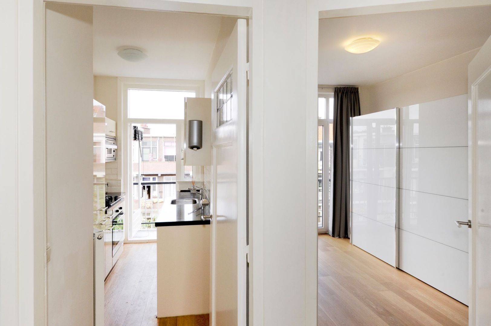 Kornoeljestraat, Den Haag foto-15