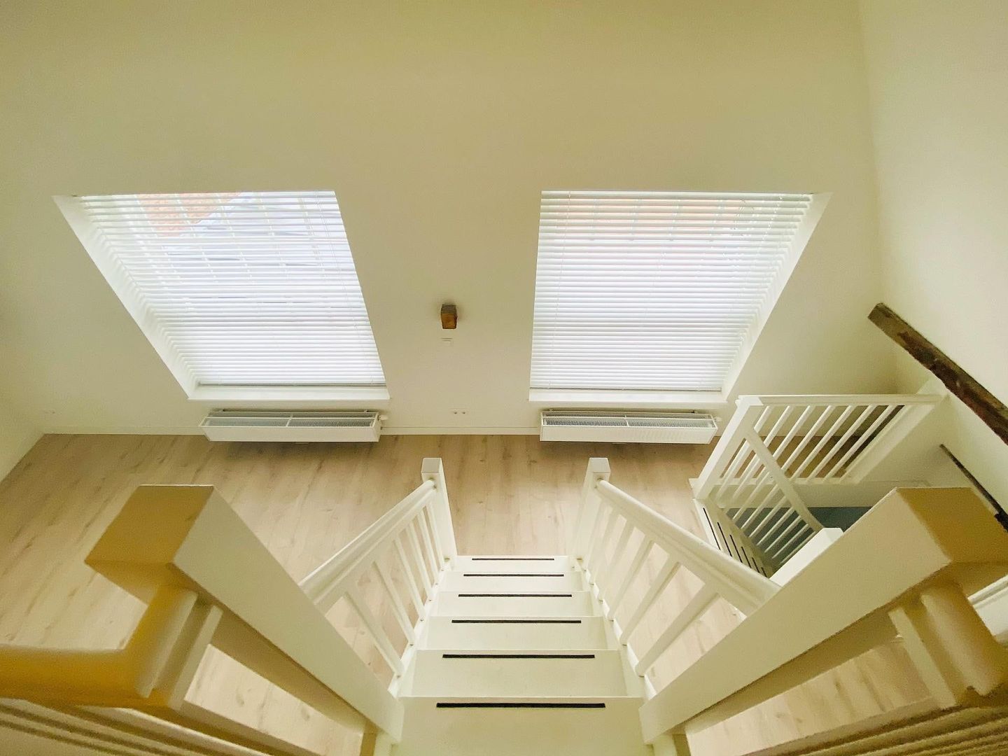 Westeinde, Den Haag foto-0