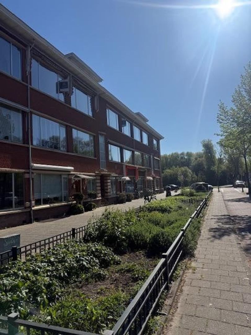 De Genestetlaan, Den Haag foto-0