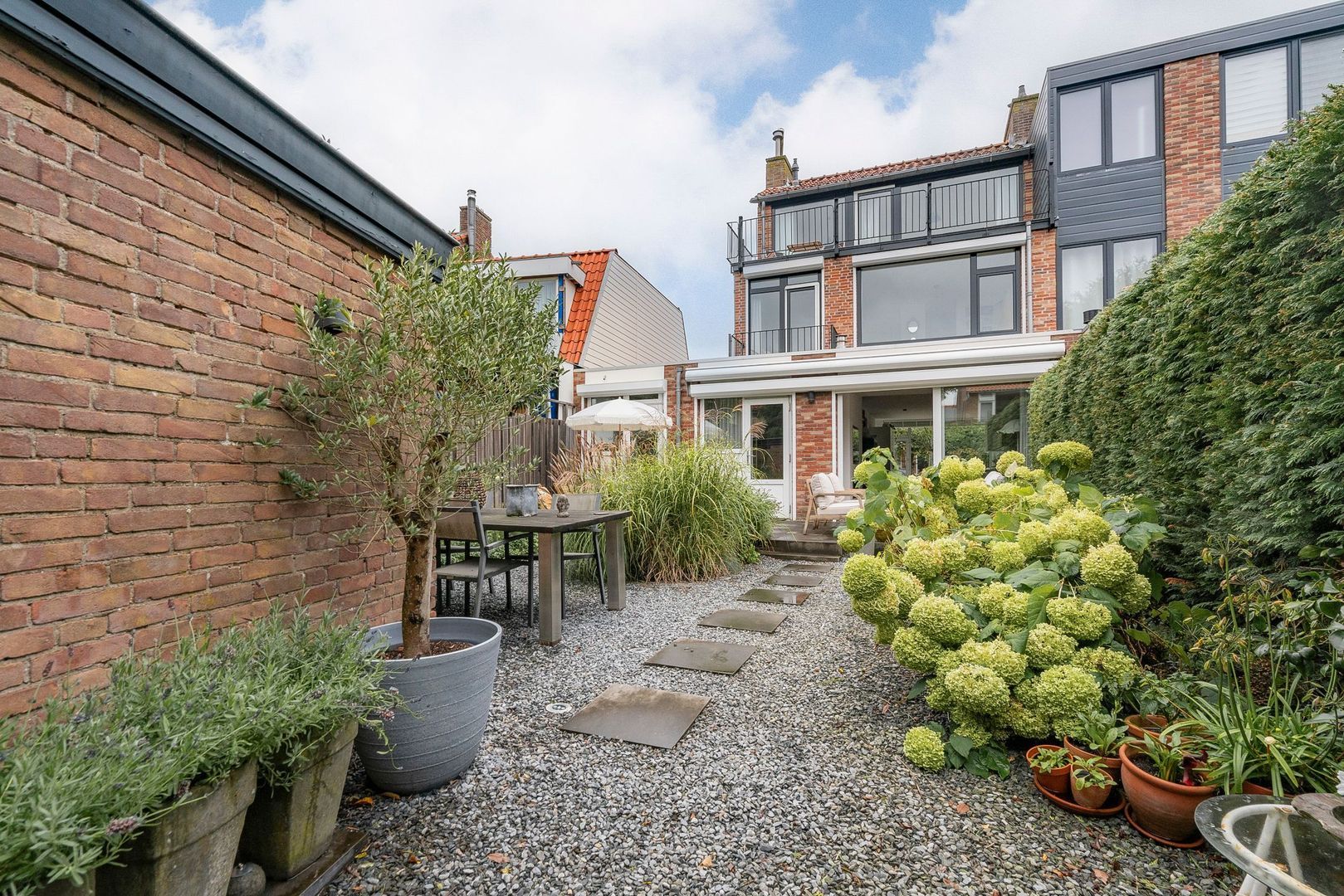 Ruys de Beerenbroucklaan 17, Amstelveen foto-12