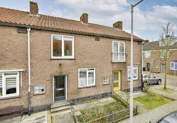 Burgemeester Van Leeuwenlaan 216, Amsterdam