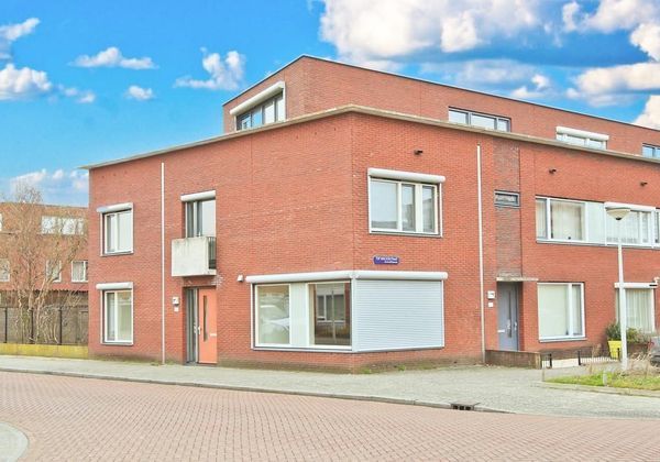Van Karnebeekstraat 10, Amsterdam