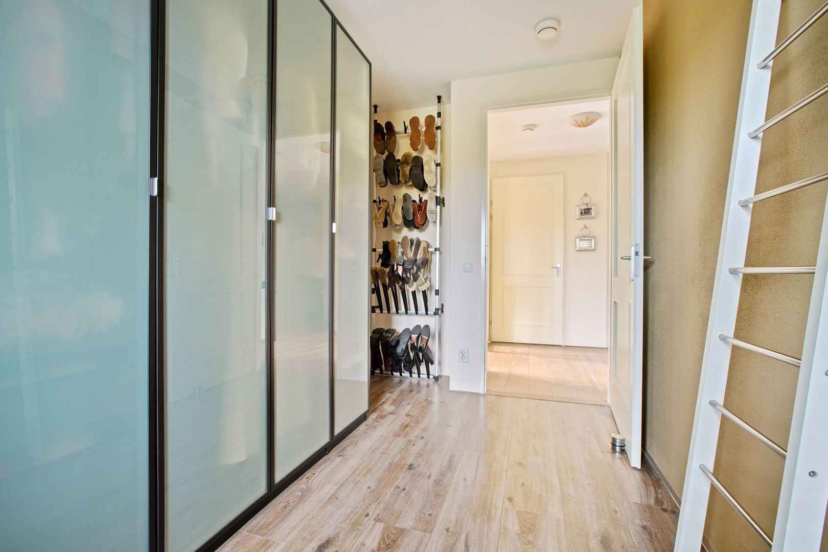 Frans Hals 14, Ouderkerk Aan De Amstel foto-12 blur