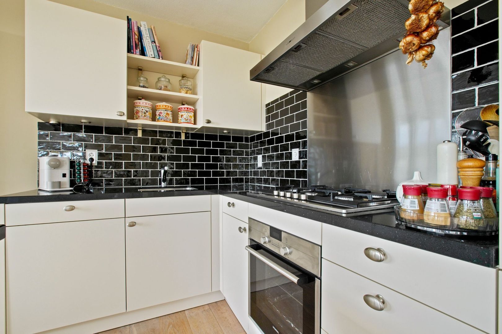 Frans Hals 14, Ouderkerk Aan De Amstel foto-18 blur