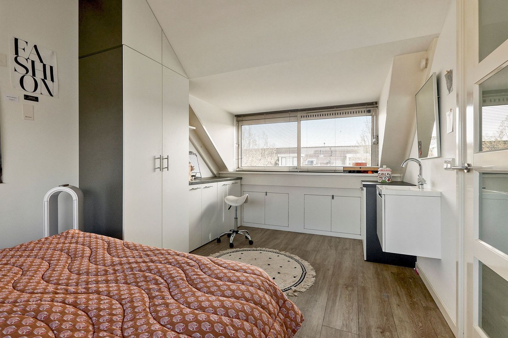 Overweg 170, Ouderkerk Aan De Amstel foto-29 blur