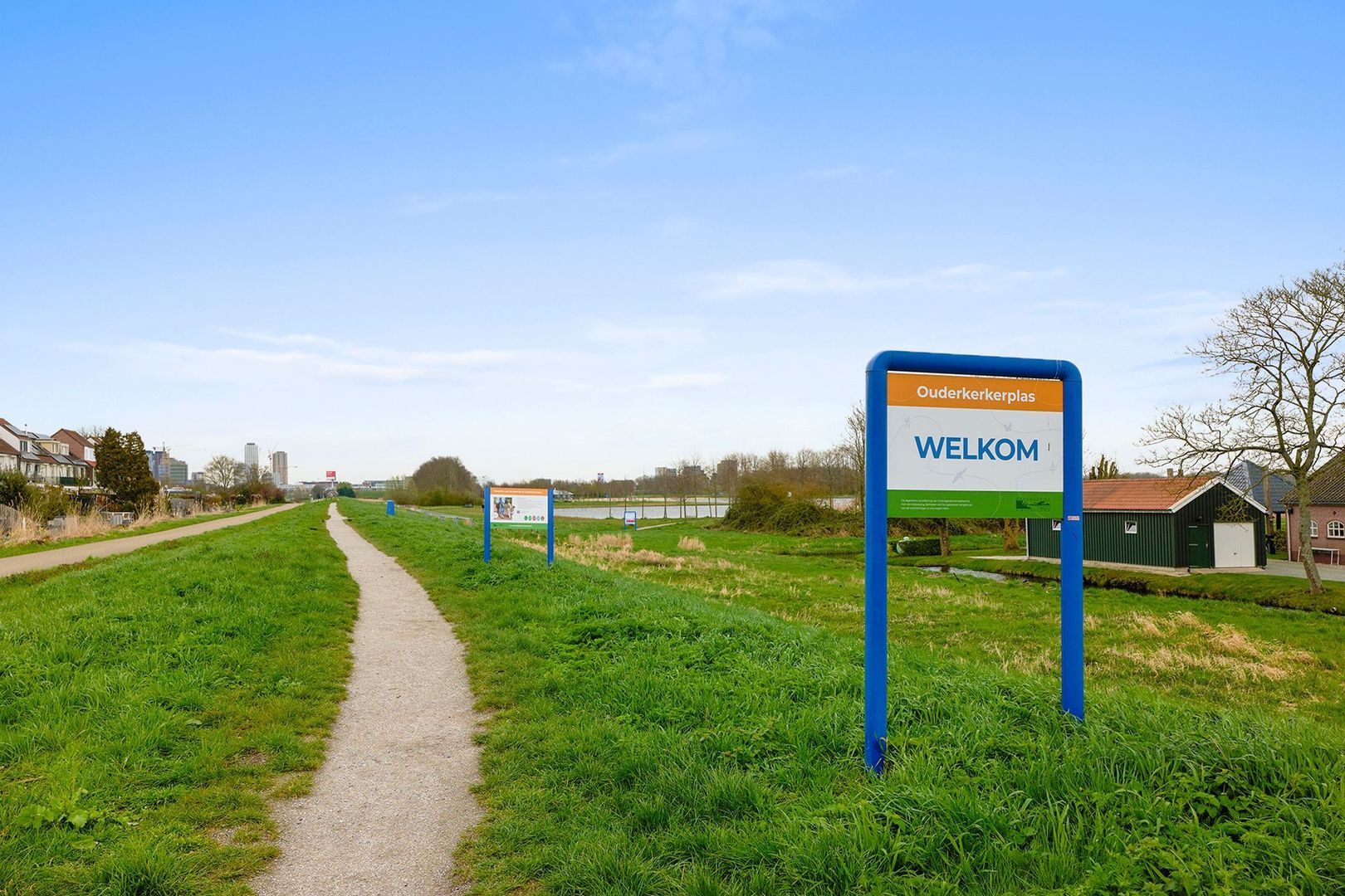 Overweg 170, Ouderkerk Aan De Amstel foto-33 blur