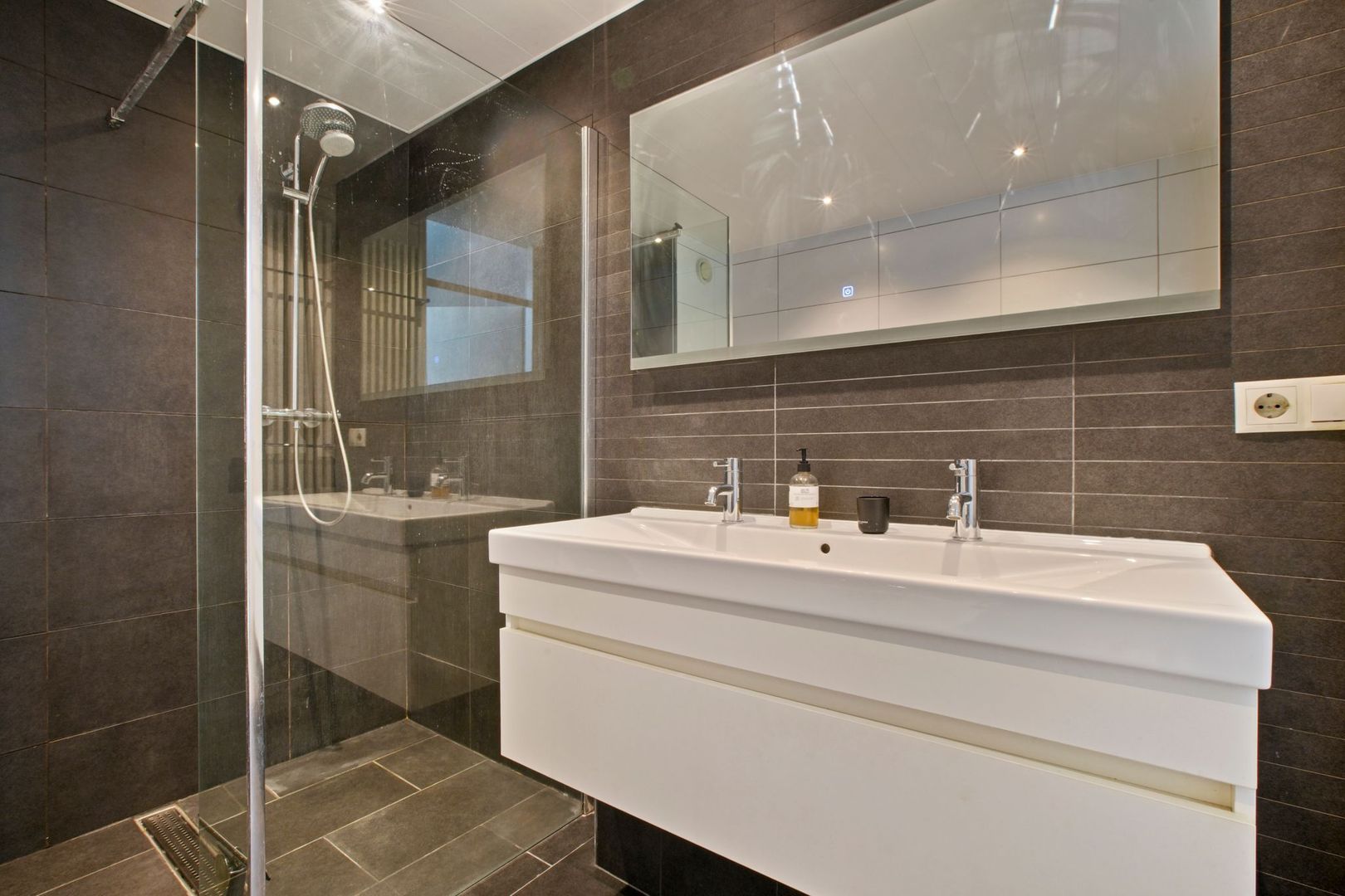 Ravelijnspad 7, Muiden foto-25 blur