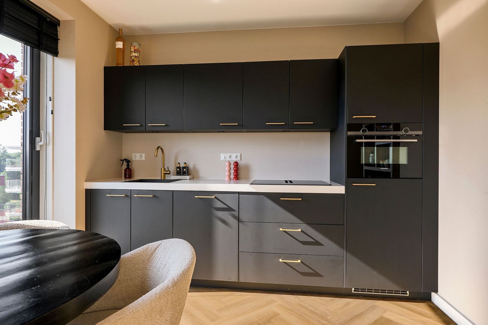 Startbaan 274, Amstelveen foto-18 blur