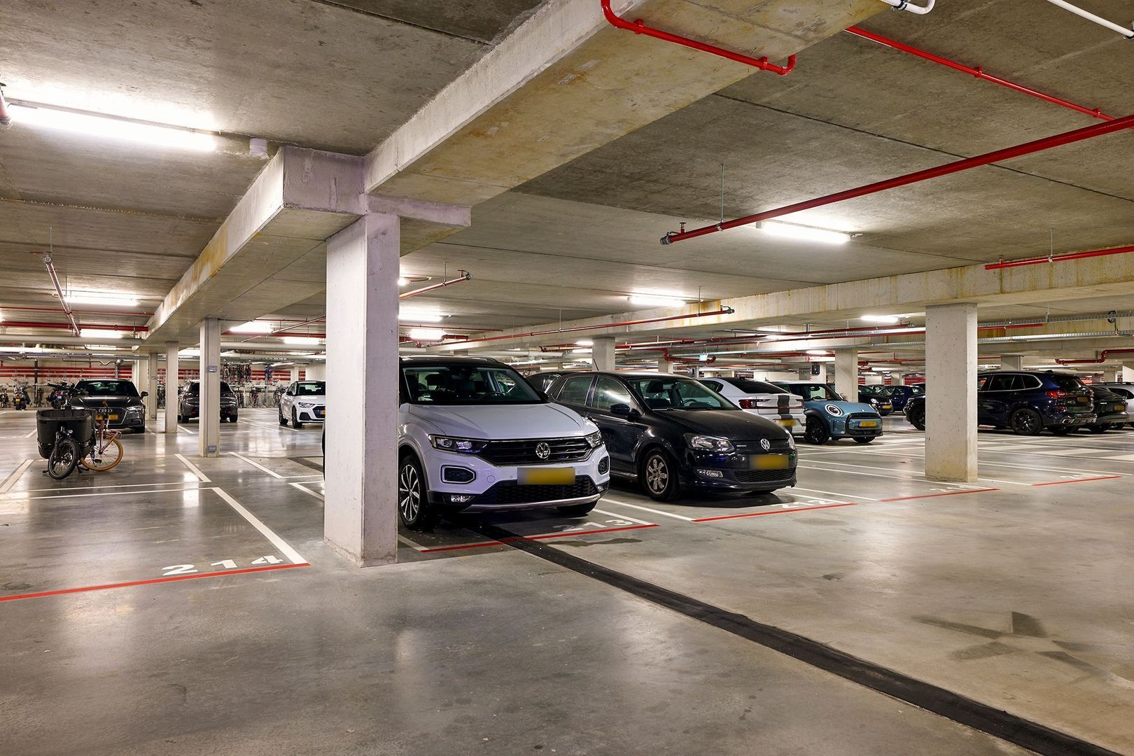 Startbaan 274, Amstelveen foto-27 blur