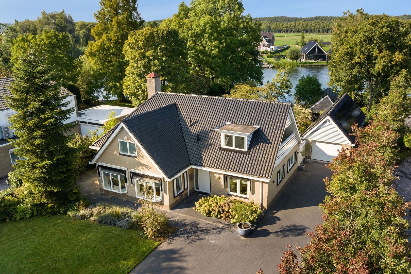 Achterambachtseweg 17, Hendrik-Ido-Ambacht foto-2