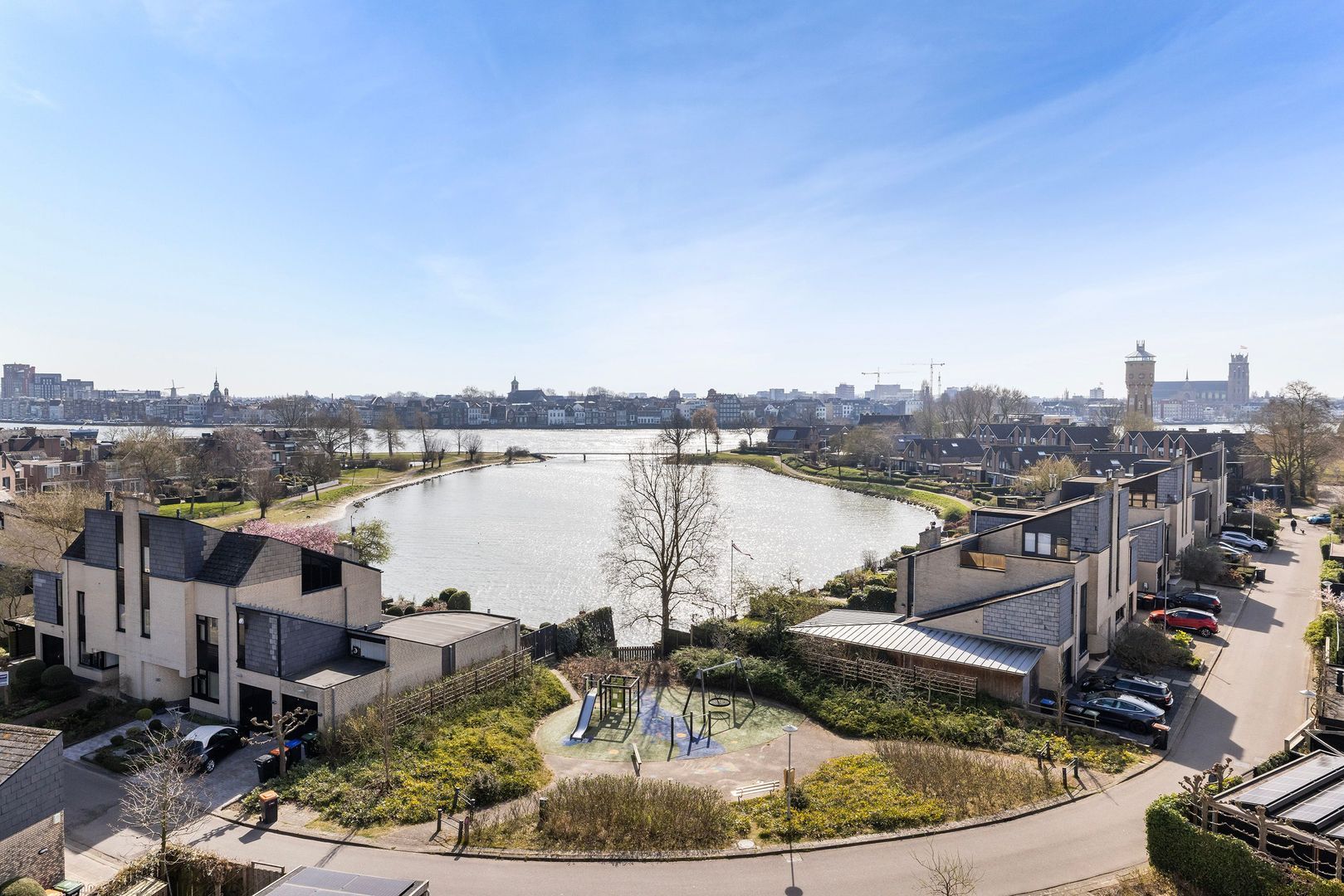 Krammer 57, Zwijndrecht foto-1