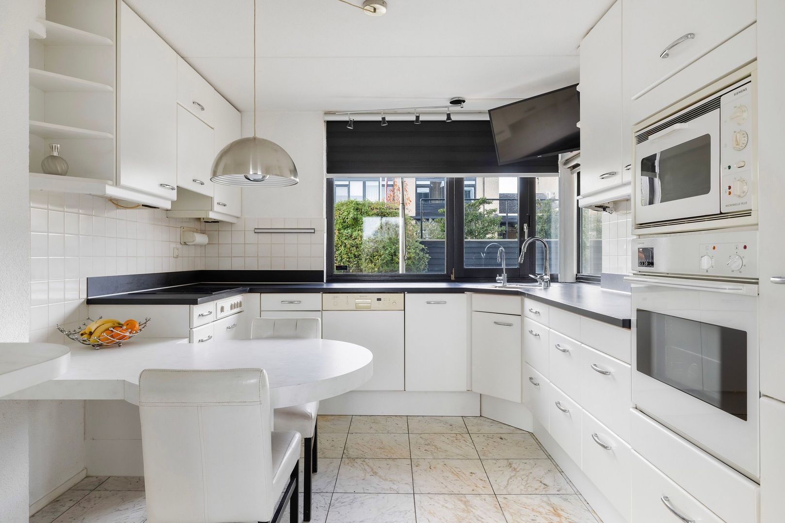 Volkerak 16, Zwijndrecht foto-14