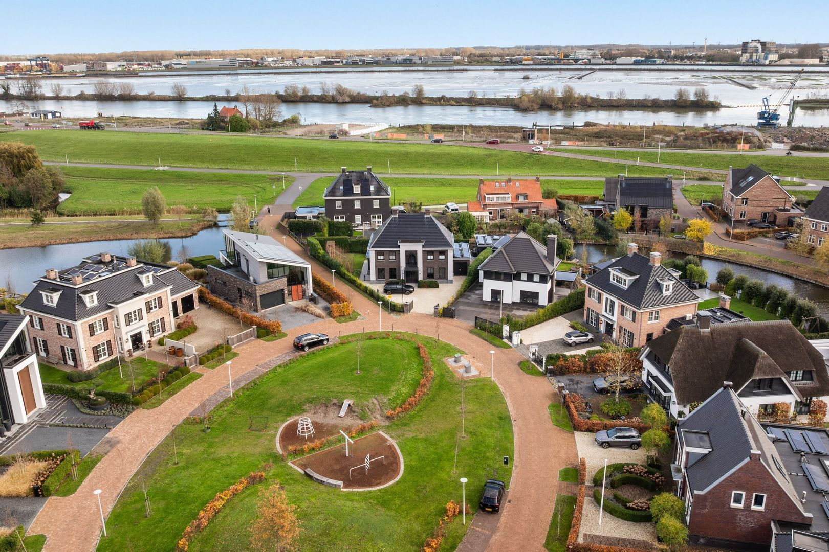 Watersnip 1, Hendrik-Ido-Ambacht foto-3