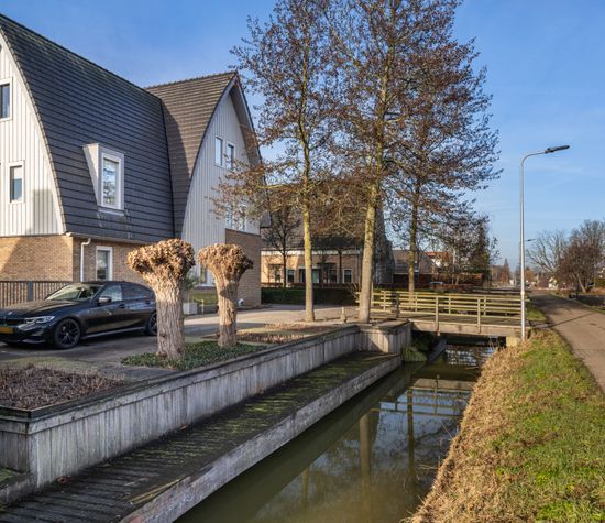 Perenlaantje 10, Hendrik-Ido-Ambacht