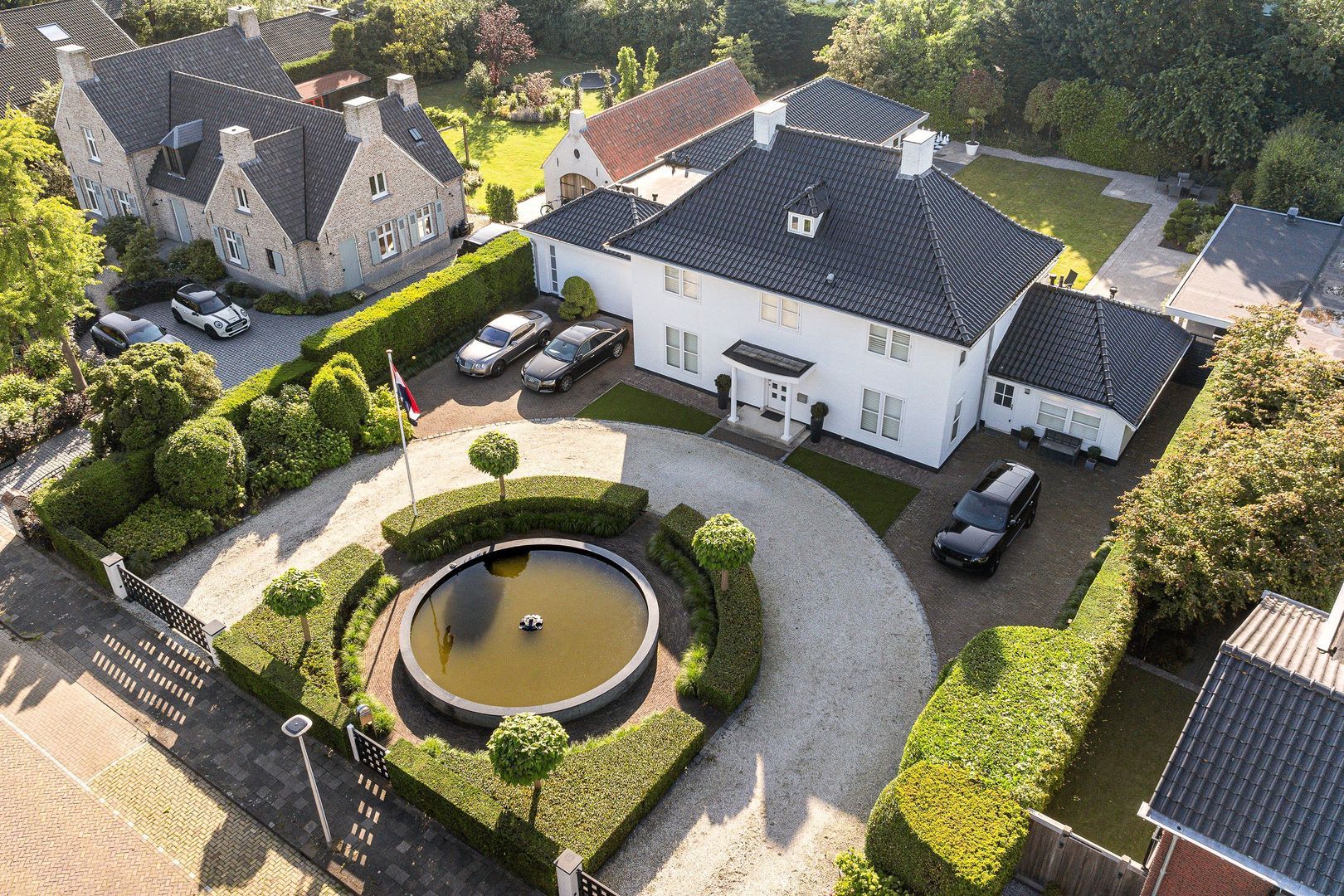 Julianasingel 2, Hendrik-Ido-Ambacht foto-0