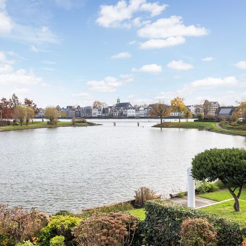 Volkerak 16, Zwijndrecht foto-1