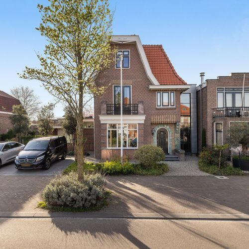 Burgemeester de Bruïnelaan 17, Zwijndrecht foto-1