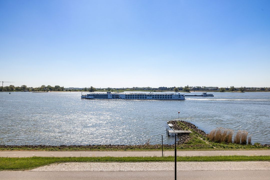 Rivierdijk 199, Hardinxveld-Giessendam foto-3