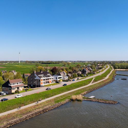 Rivierdijk 199, Hardinxveld-Giessendam foto-1