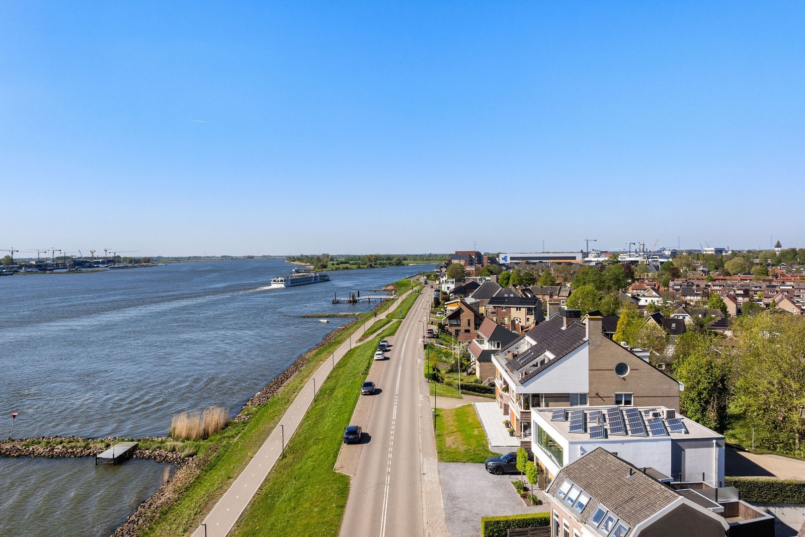 Rivierdijk 199, Hardinxveld-Giessendam foto-5