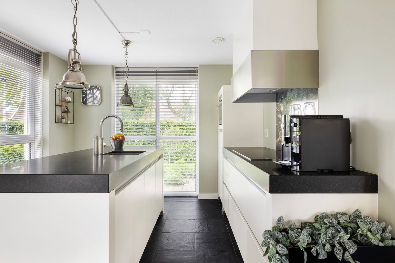 Hooftlaantje 98, Hendrik-Ido-Ambacht foto-17