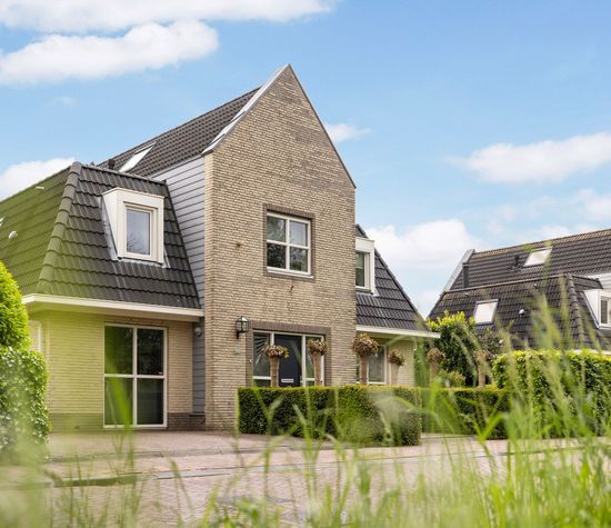 Hooftlaantje 98, Hendrik-Ido-Ambacht
