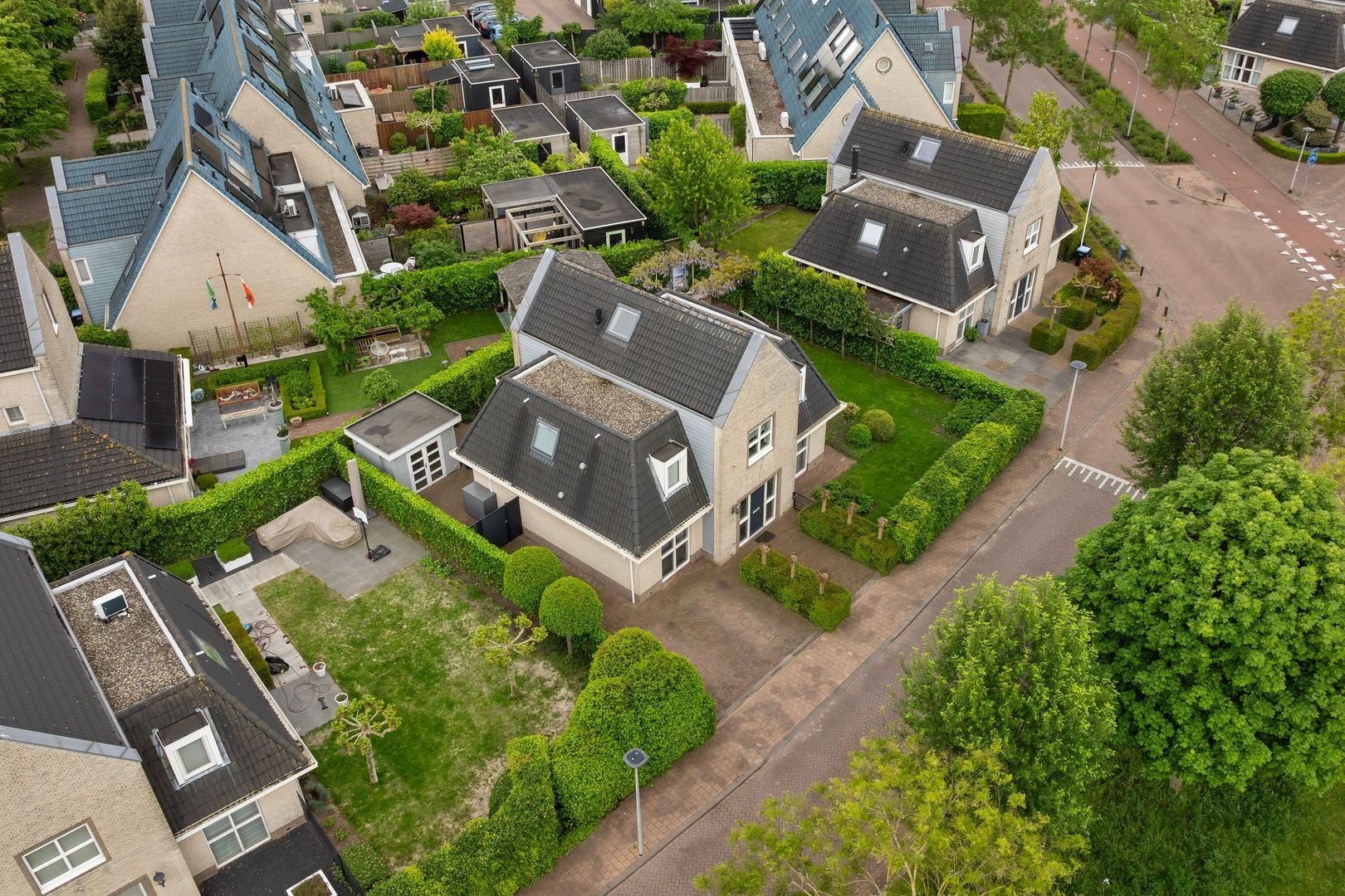 Hooftlaantje 98, Hendrik-Ido-Ambacht foto-2