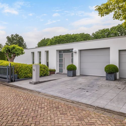 Akeleilaan 5, Zwijndrecht foto-1