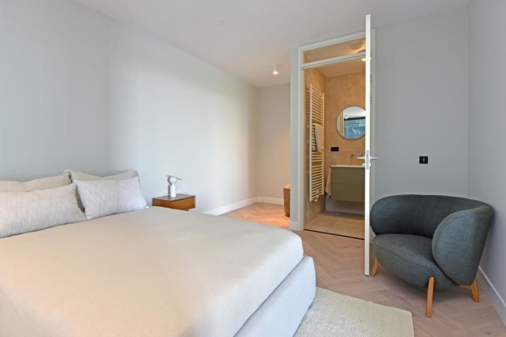 Ton de Leeuwstraat 44, Amsterdam foto-12