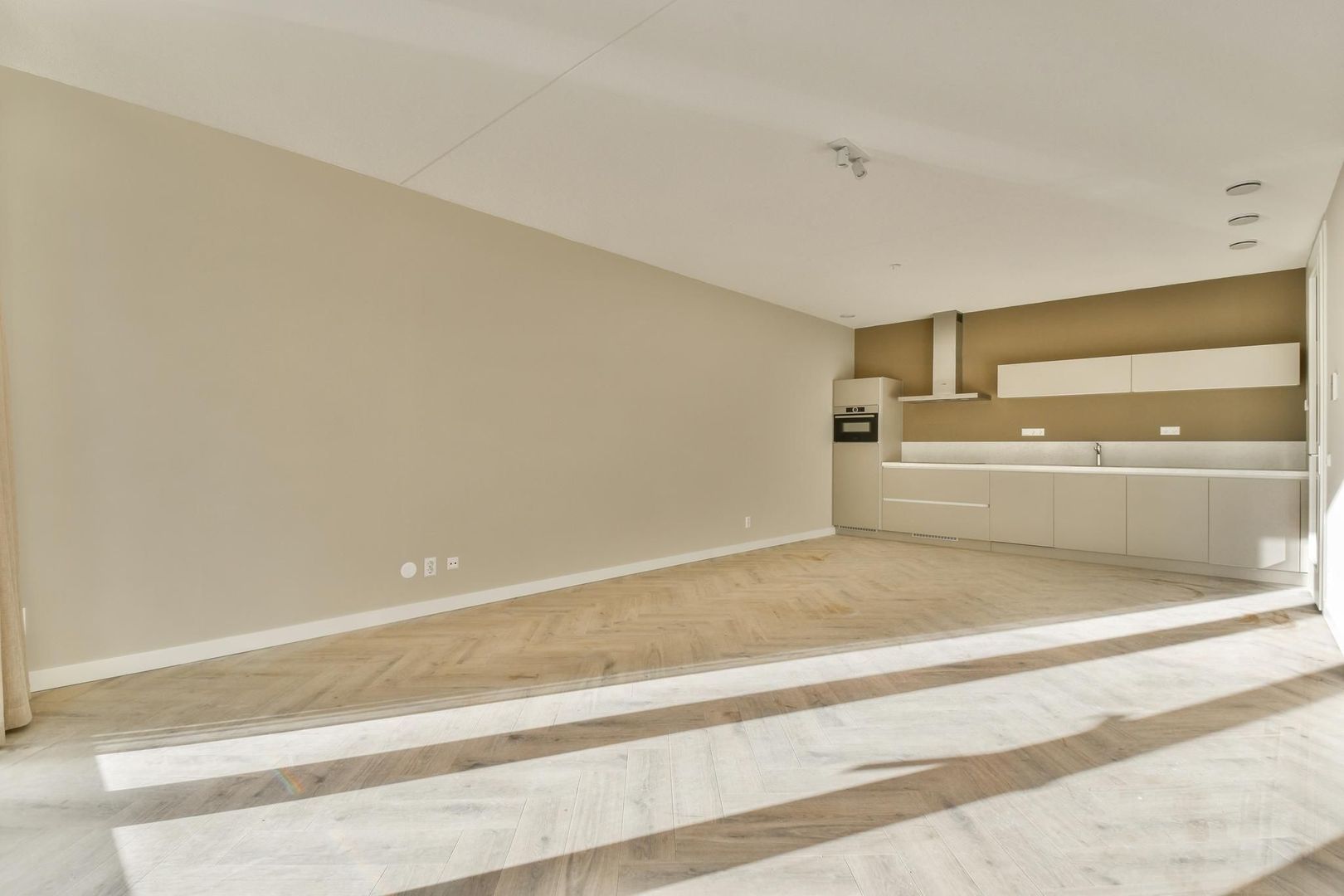 Mies van der Rohestraat 137, Hoofddorp foto-3