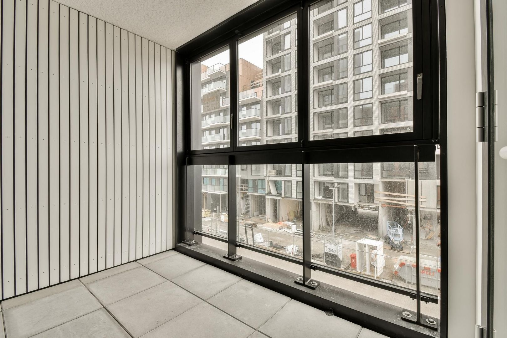 Mies van der Rohestraat 137, Hoofddorp foto-9