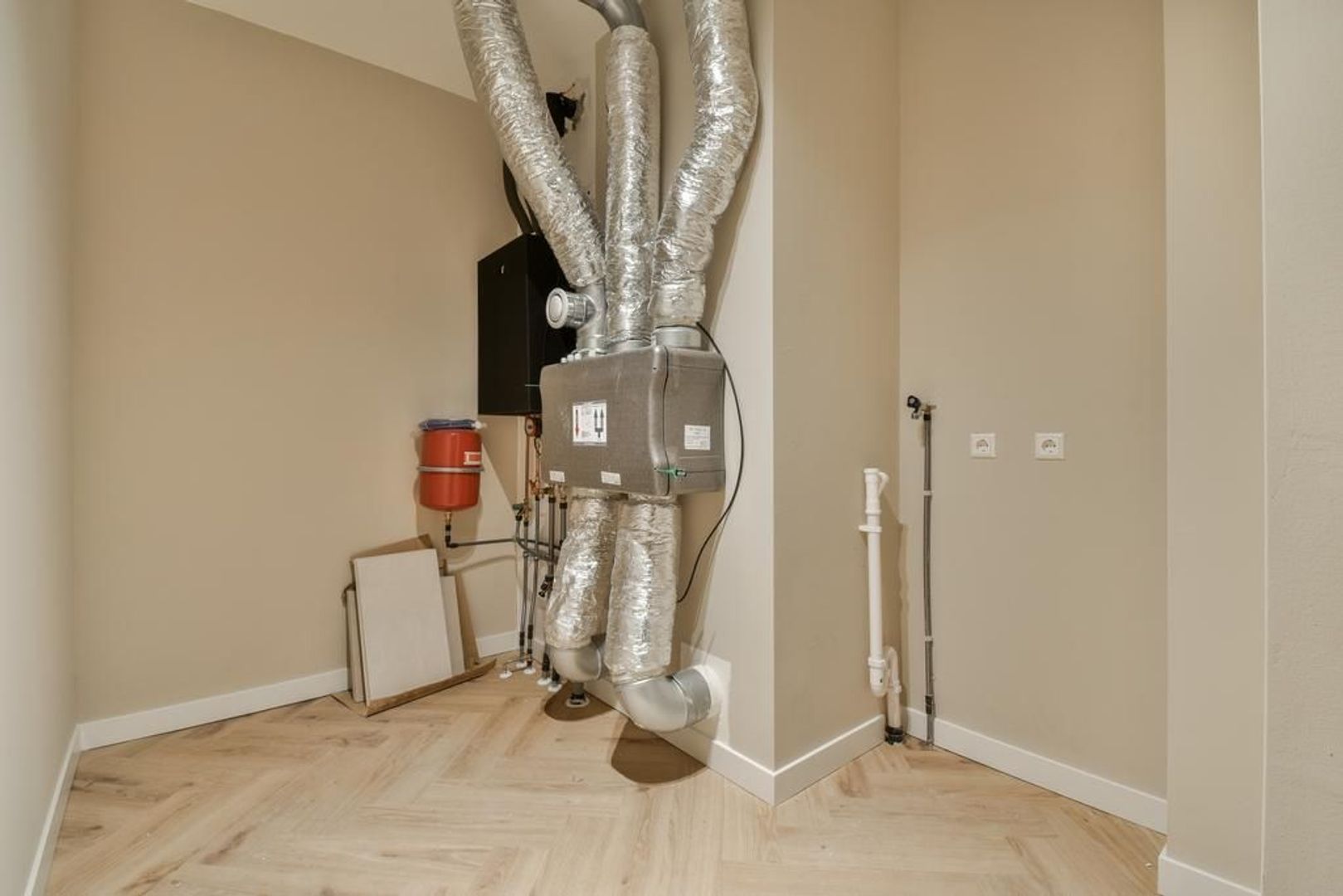 Mies van der Rohestraat 137, Hoofddorp foto-19