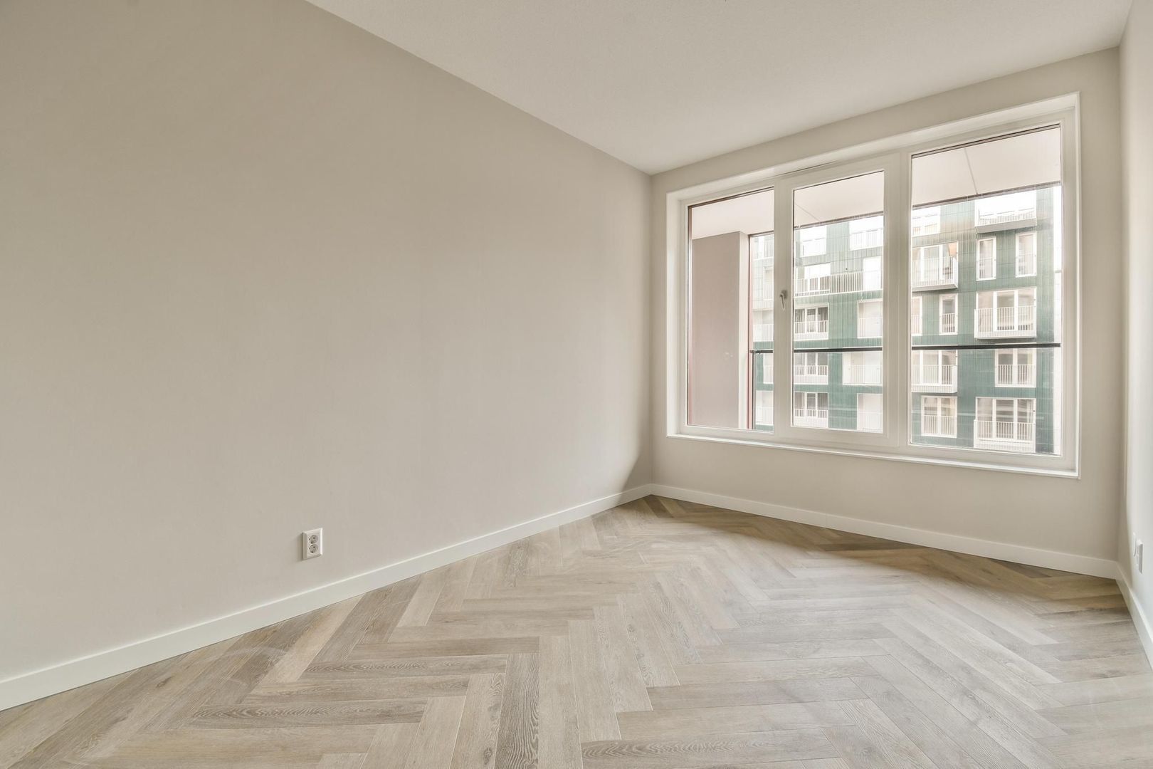 Mies van der Rohestraat 87, Hoofddorp foto-14