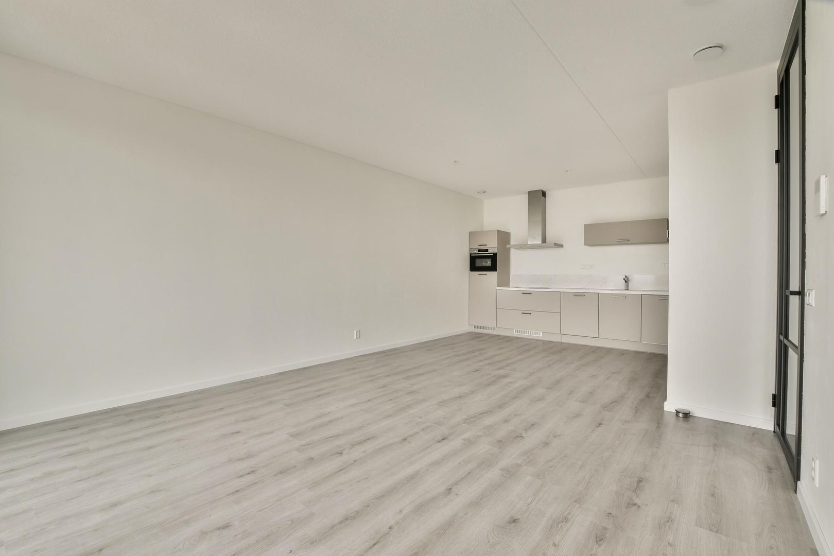 Mies van der Rohestraat 167, Hoofddorp foto-6