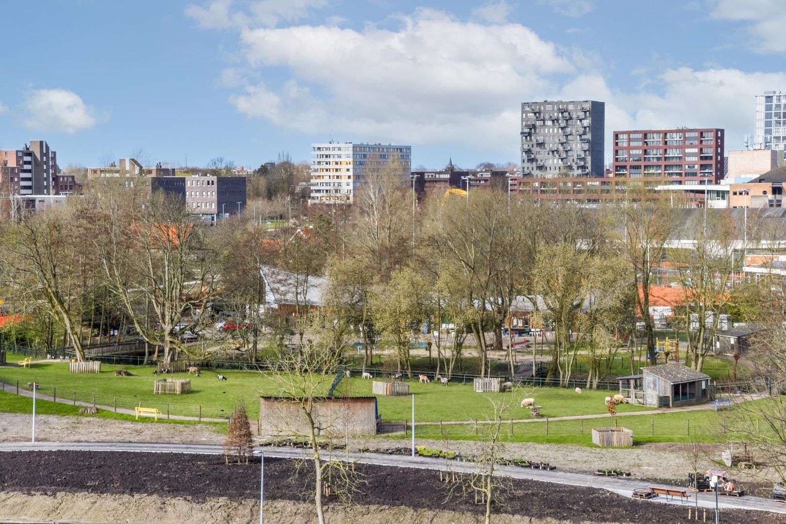 Mies van der Rohestraat 99, Hoofddorp foto-15