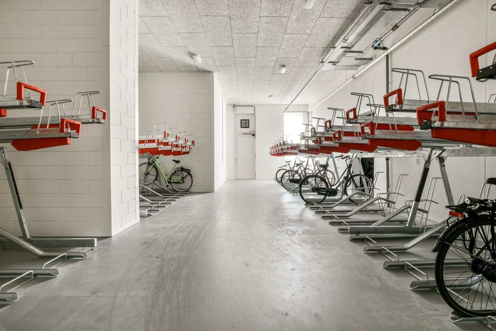 Mies van der Rohestraat 99, Hoofddorp foto-26