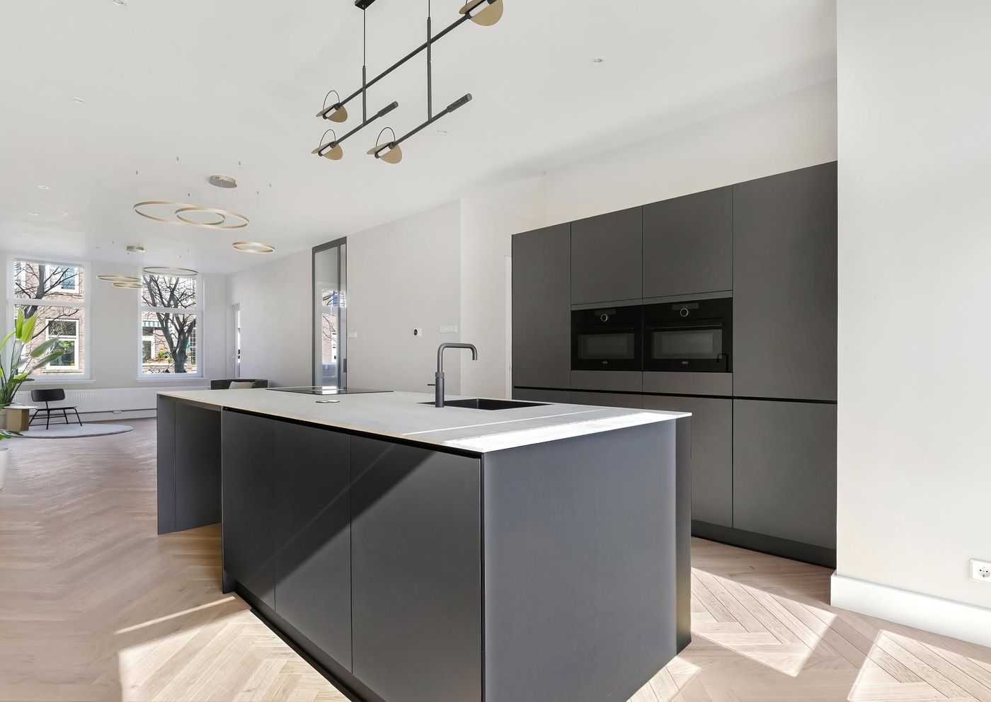 Sneeuwbalstraat 114, Den Haag foto-0