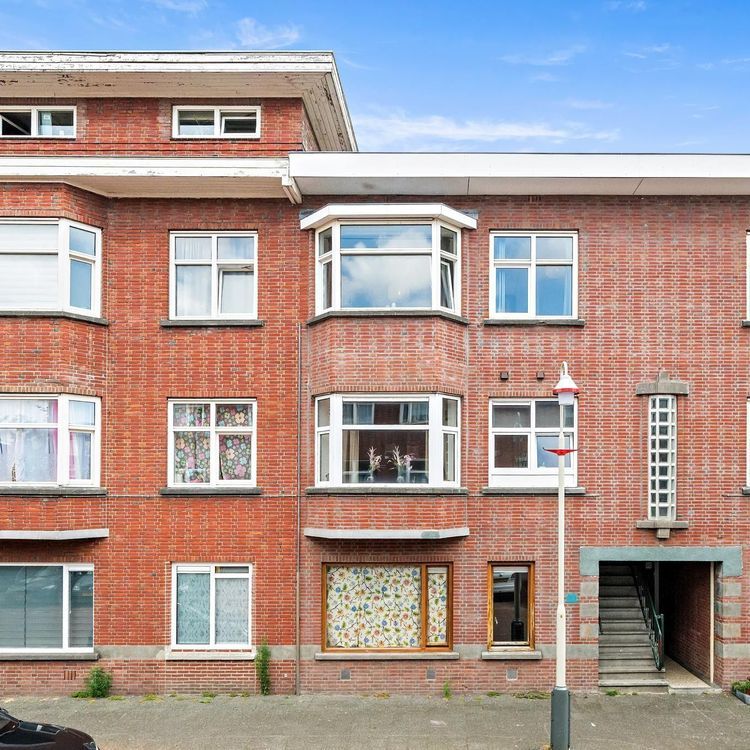 Rosseelsstraat 82, Den Haag