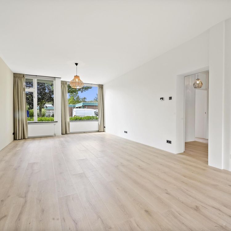 van Ruysdaellaan 18, Leidschendam