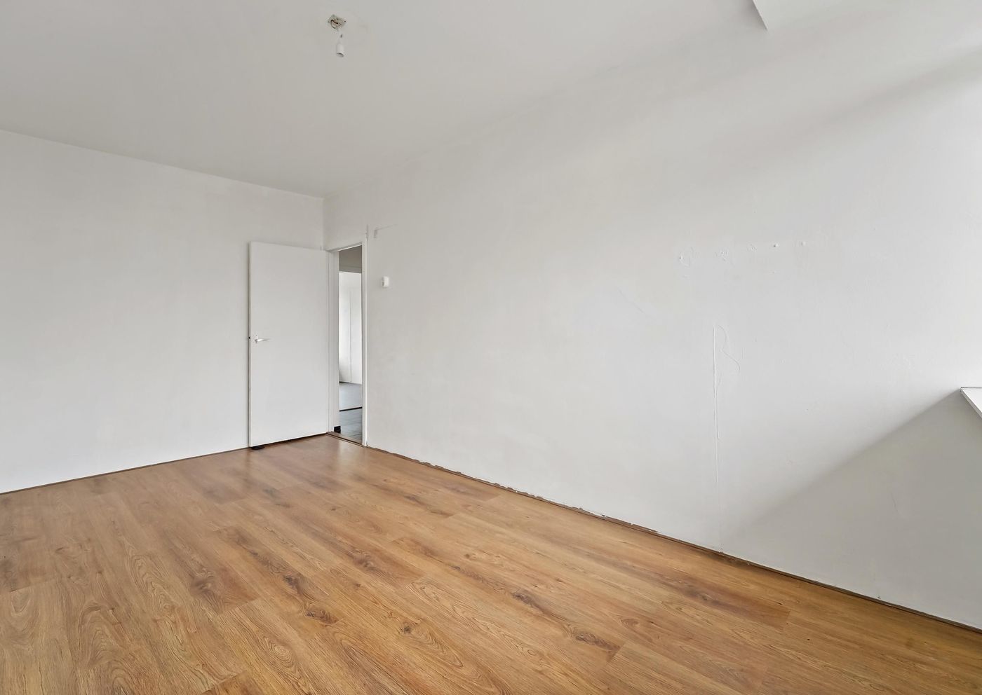Volendamlaan 1018, Den Haag foto-22