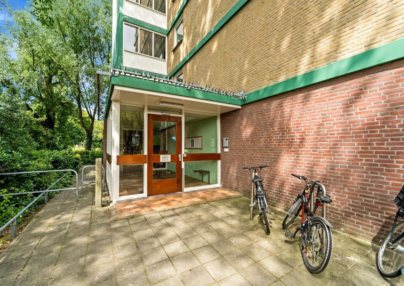 Volendamlaan 885, Den Haag foto-4